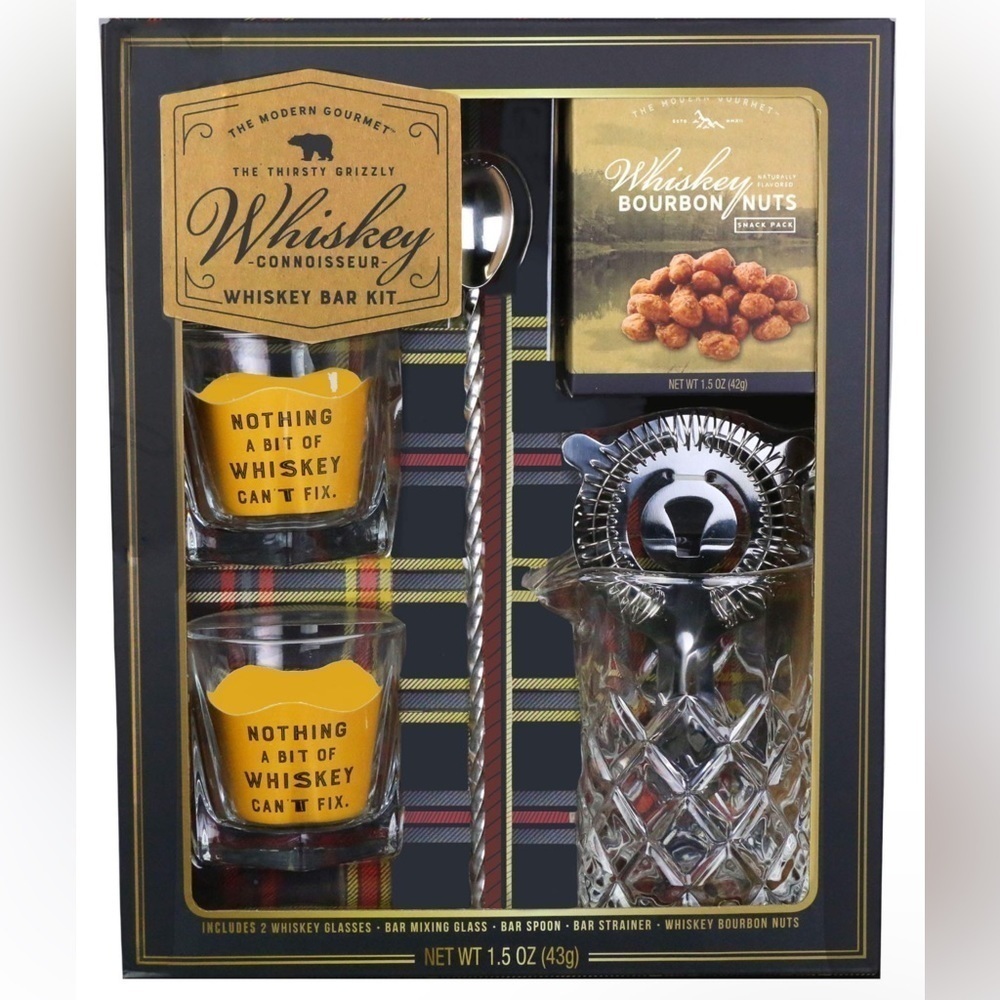 The Whiskey Connoisseur Cocktail’s Maker Bar Kit
